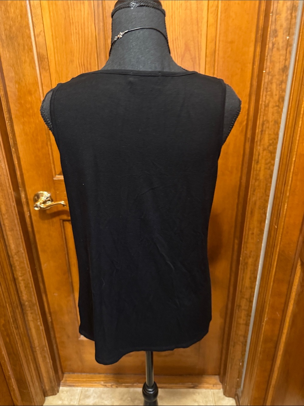 ANDREA FENZI Black Sleeveless Tank with Red Front Panels - Picture 3 of 5